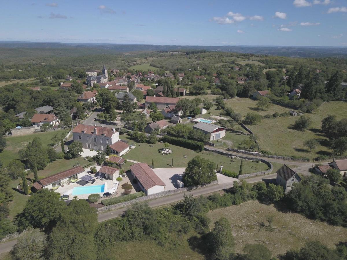 Le Couvent Bed & Breakfast Saint-Jean-de-Laur Екстериор снимка