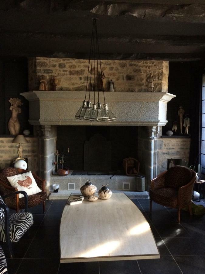 Le Couvent Bed & Breakfast Saint-Jean-de-Laur Екстериор снимка