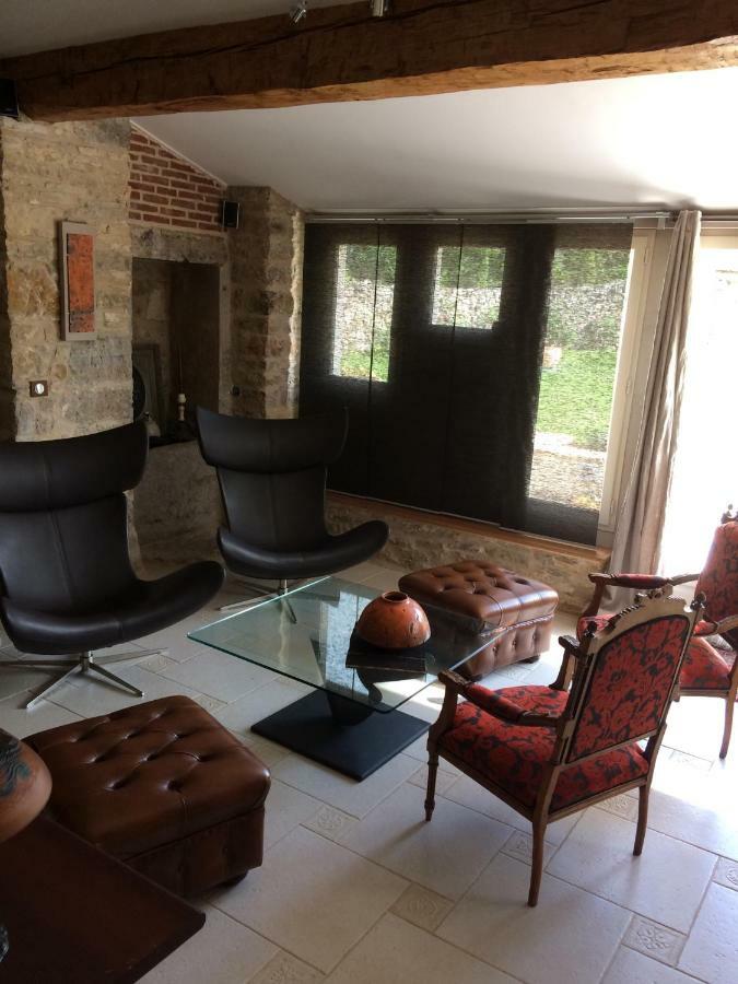 Le Couvent Bed & Breakfast Saint-Jean-de-Laur Екстериор снимка