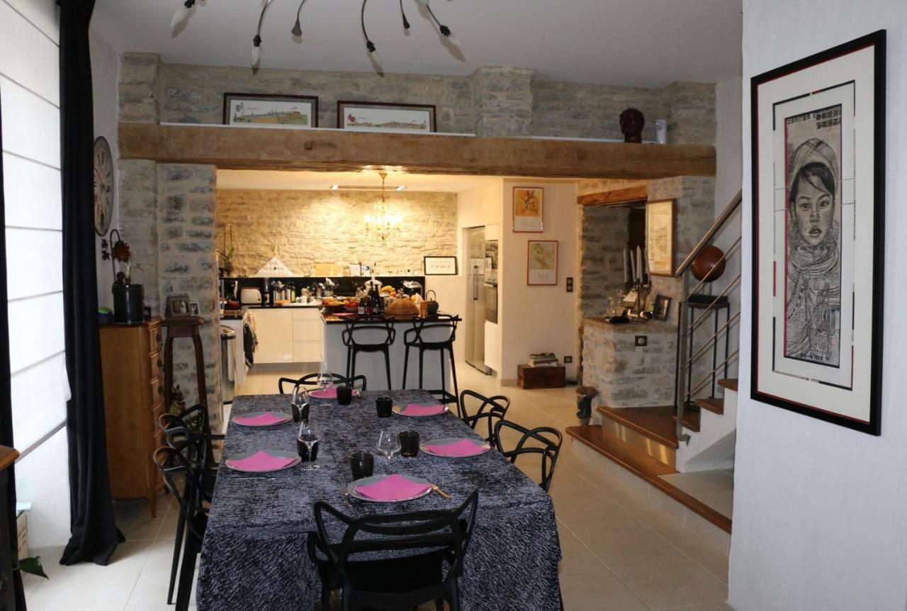 Le Couvent Bed & Breakfast Saint-Jean-de-Laur Екстериор снимка