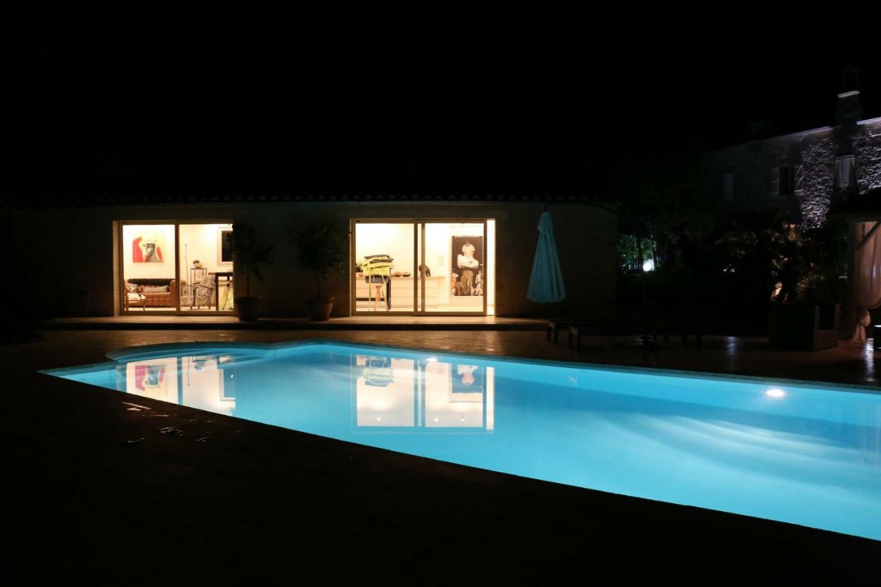Le Couvent Bed & Breakfast Saint-Jean-de-Laur Екстериор снимка