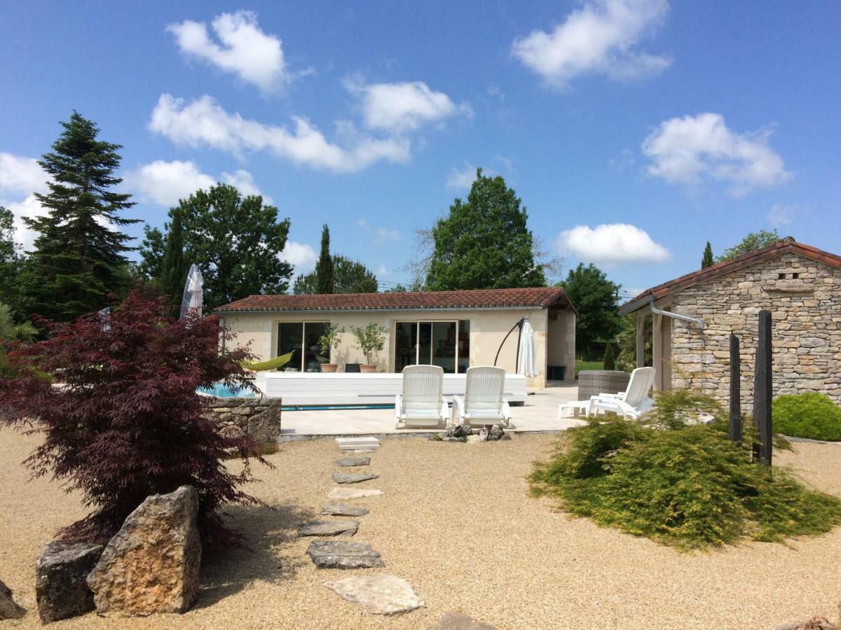 Le Couvent Bed & Breakfast Saint-Jean-de-Laur Екстериор снимка