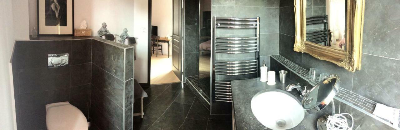 Le Couvent Bed & Breakfast Saint-Jean-de-Laur Екстериор снимка